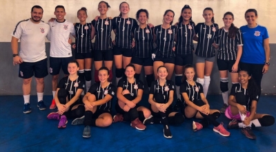 Vôlei Feminino Sub-13: Corinthians supera Guarulhos pelo