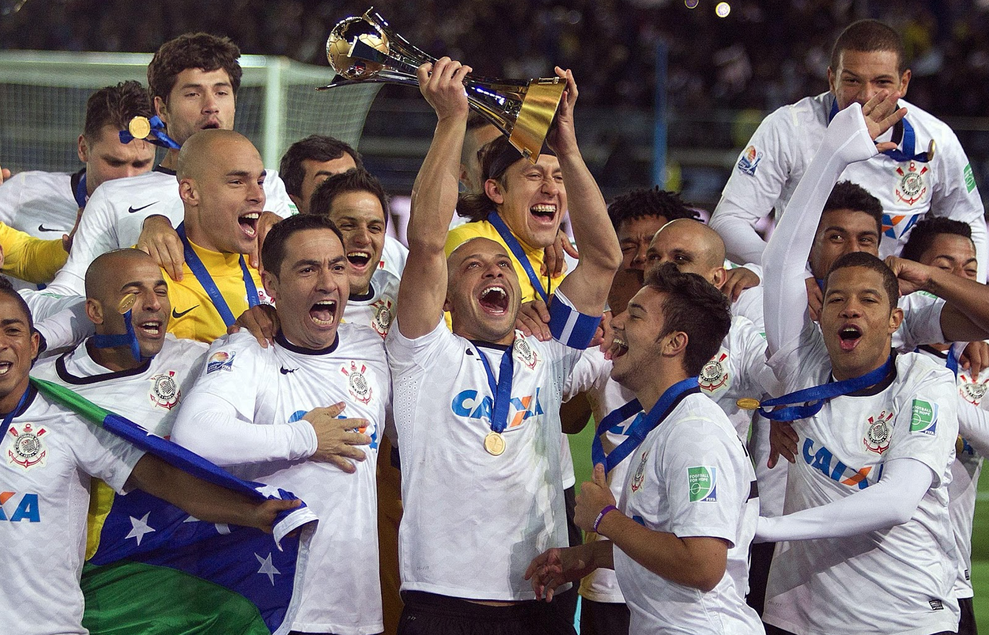 Corinthians conquistava o mundo pela segunda vez, há oito anos