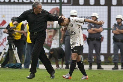 Há 11 anos, Tite iniciava 2ª passagem no Corinthians com vitória sobre o Palmeiras