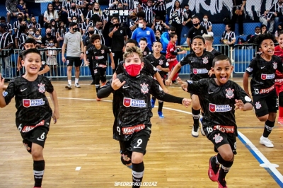 Futsal iniciação do Corinthians garante vaga nas finais do Campeonato Paulista