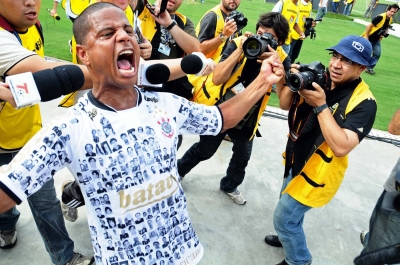Último jogo de Marcelinho Carioca com camisa do Corinthians completa 12 anos
