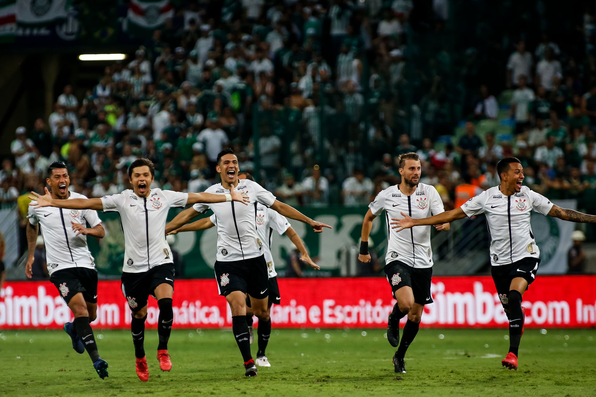 Palmeiras vence São Paulo nos pênaltis e é campeão do Campeonato