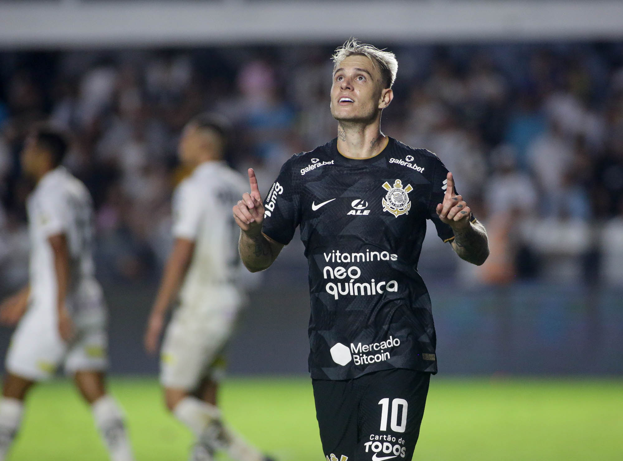 Corinthians vence clássico contra o Santos em jogo encerrado após