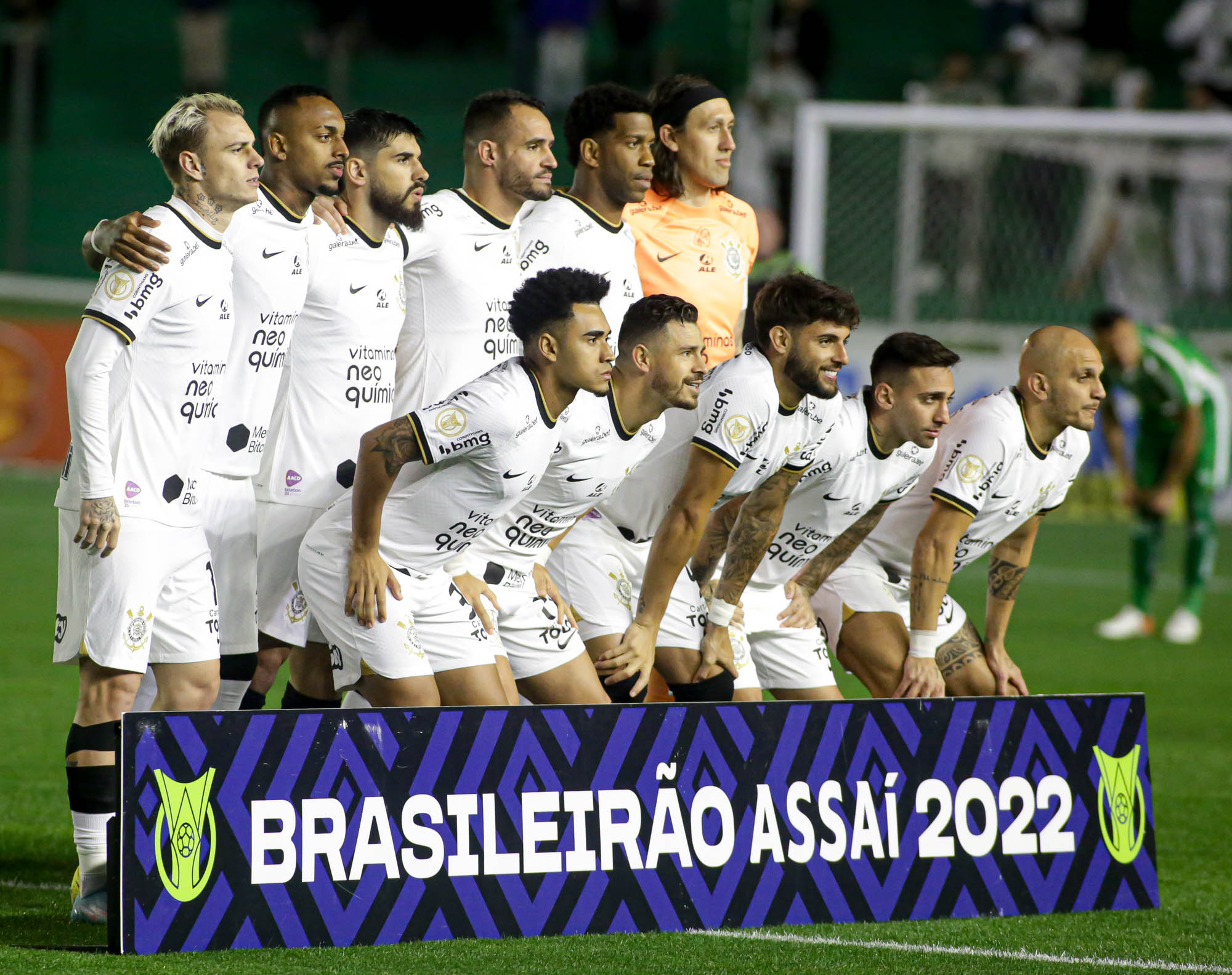 Reta final de Brasileirão com dois jogos em casa: o mês de