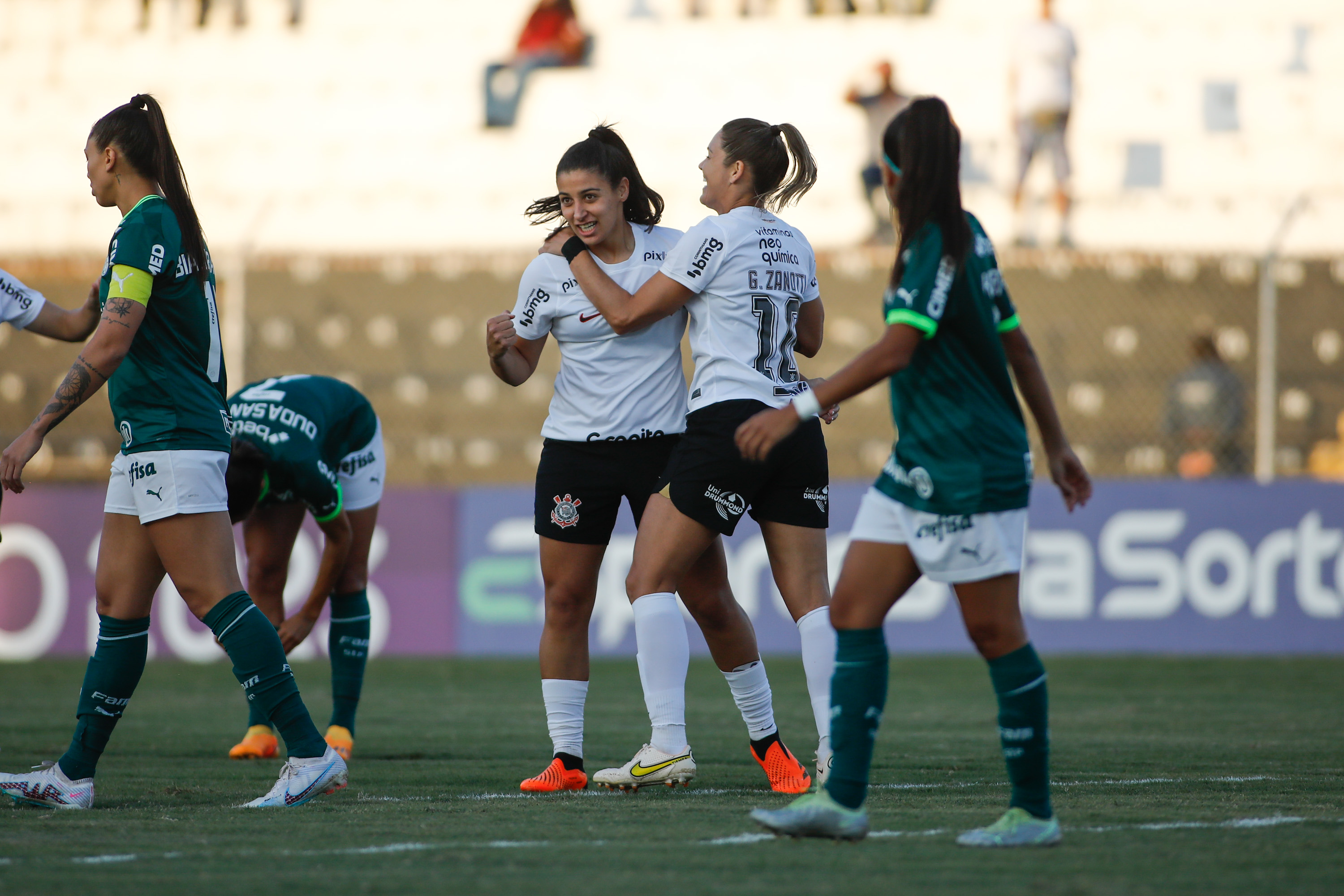 Corinthians Futebol Feminino on X: É DÉRBI NO PAULISTÃO! Hoje, a
