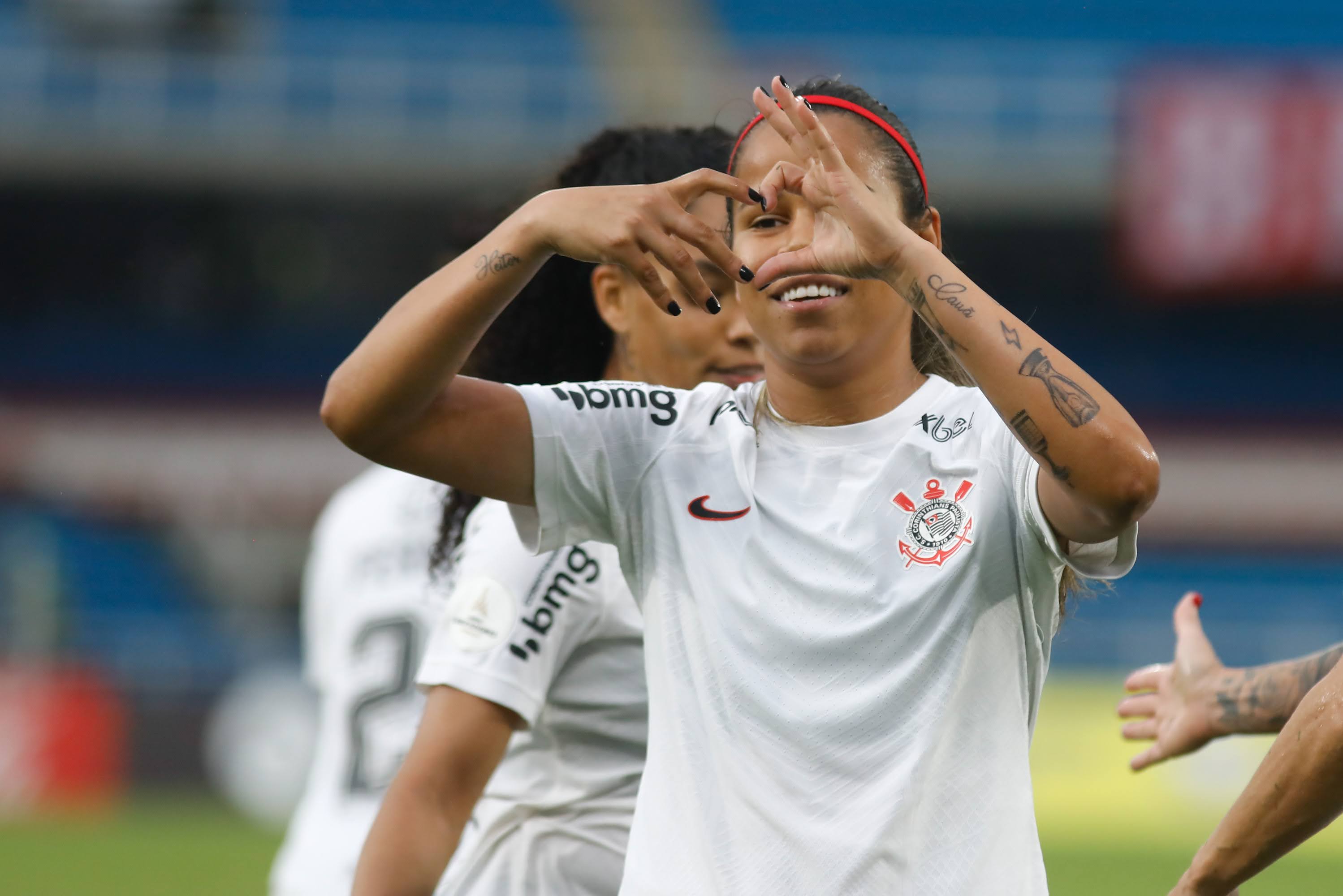 Corinthians Futebol Feminino on X: Foi definido, no final da noite desta  terça-feira, o adversário do Timão nas semifinais da Libertadores. Será o  América de Cali, da Colômbia, que venceu o Uai
