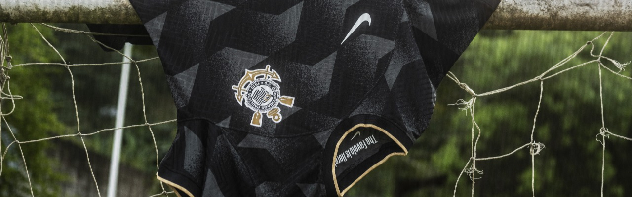 Ano Dourado: Corinthians e Nike apresentam camisa 2 para a temporada 2022